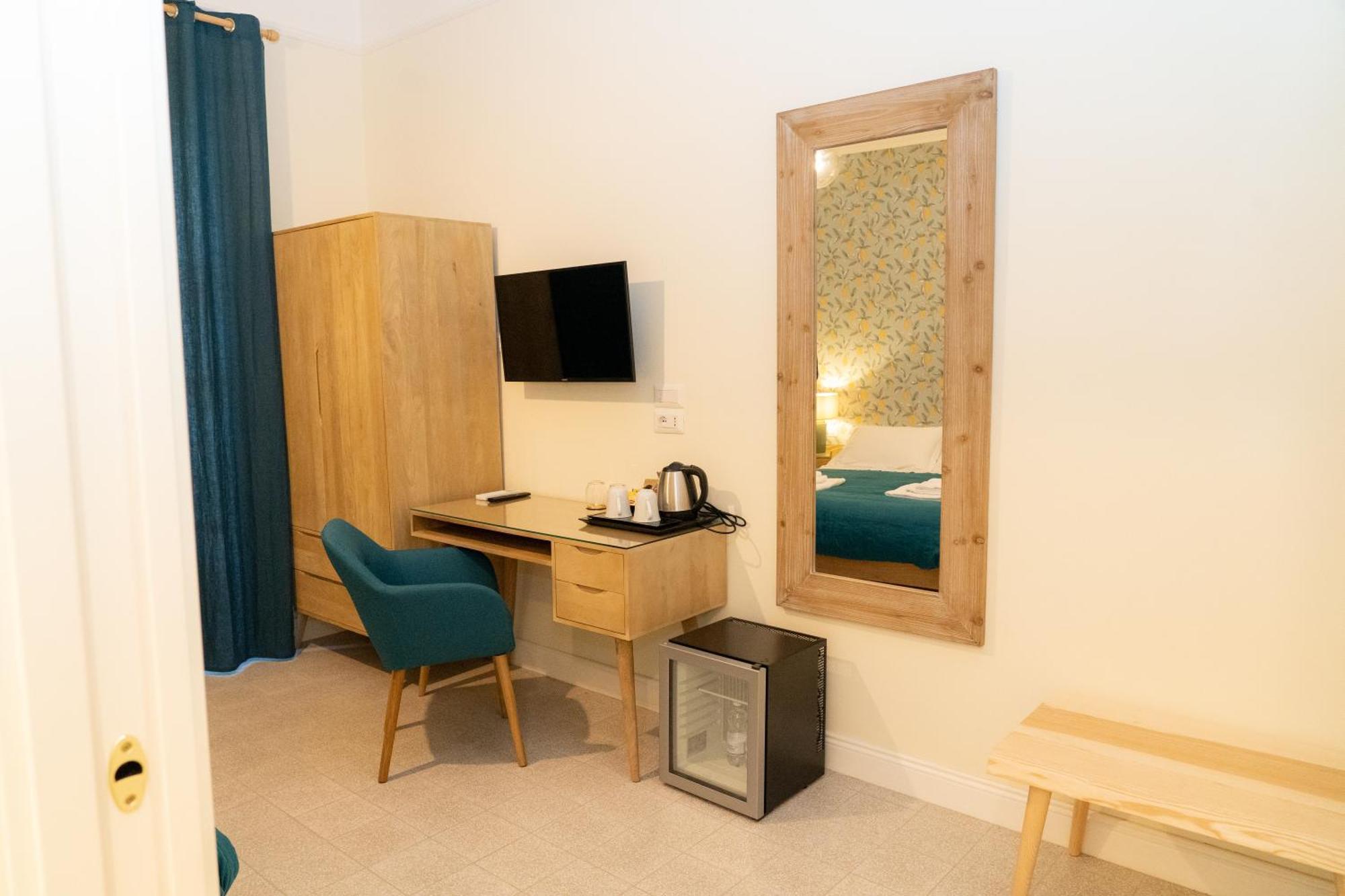 Bed & Breakfast Domus Sibyllina, Palazzo Cavalcanti